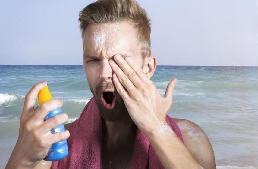 Германия: Названы лучшие крема от загара для детей и взрослых