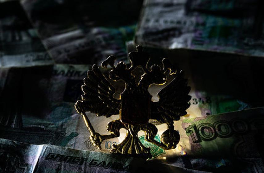 Госдума приняла в первом чтении закон об оплате внешних облигаций в рублях