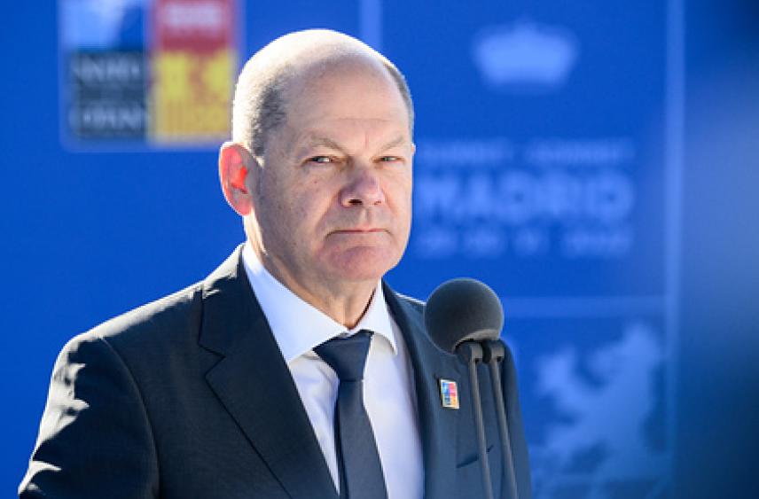 Немцев возмутил смех Шольца в ответ на вопрос о гарантиях Украине