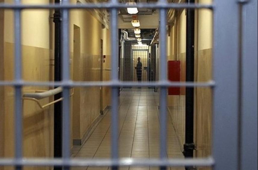 Чиновника ярославского транспортного надзора отравили под арест