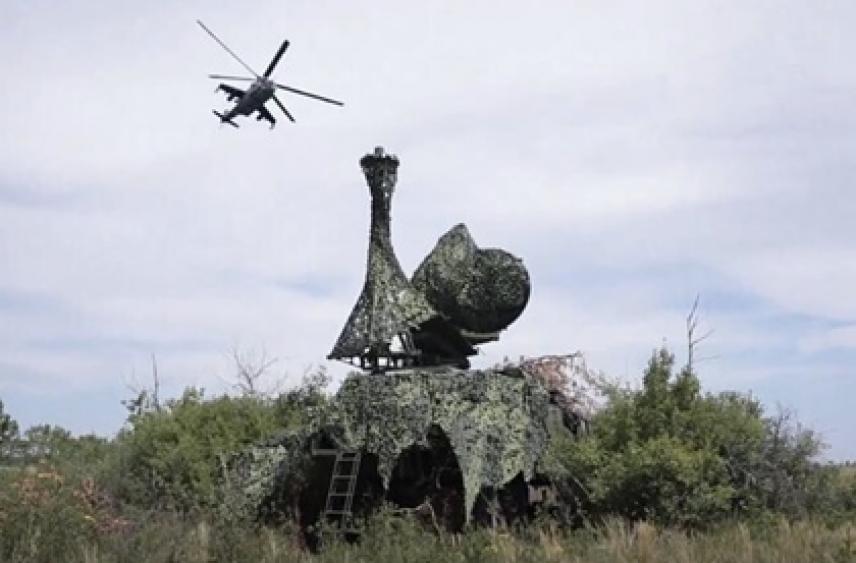 В России показали подавление украинского беспилотника средствами РЭБ