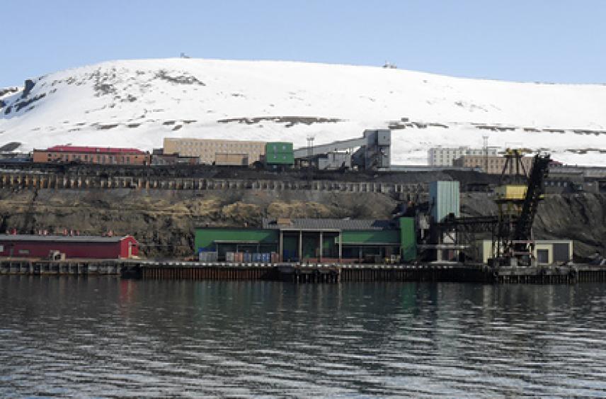 Отказ Норвегии пропустить грузы на Шпицберген сравнили с действиями Литвы
