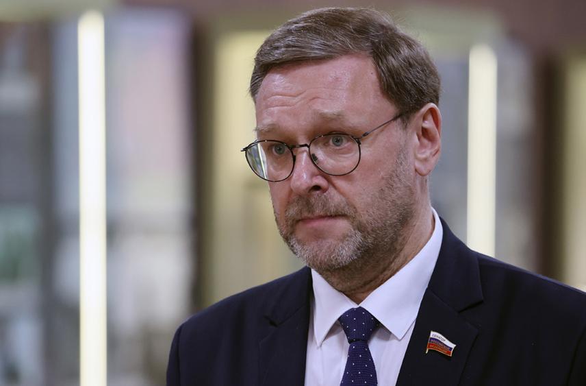 Косачев счел аморальным отказ Норвегии пропустить груз на Шпицберген