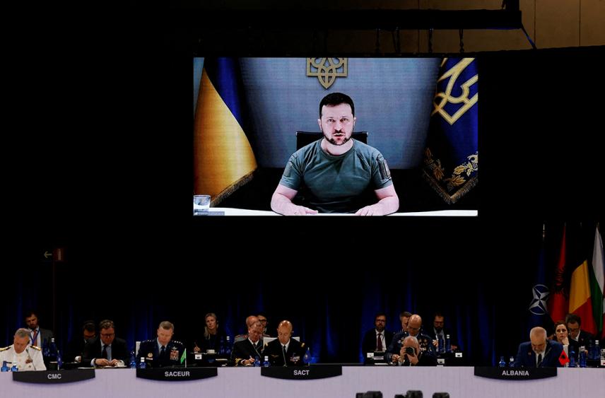 Зеленский сравнил политику НАТО с турникетами в киевском метро