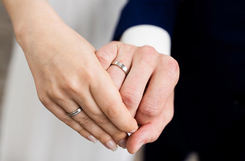 В загсах запланировали заменить бумажные документы на электронные