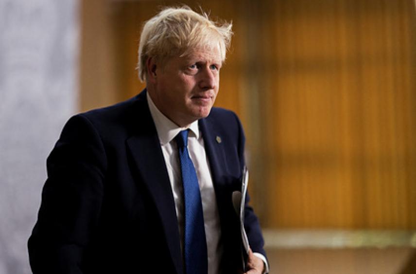 Джонсон представил Путина в образе женщины