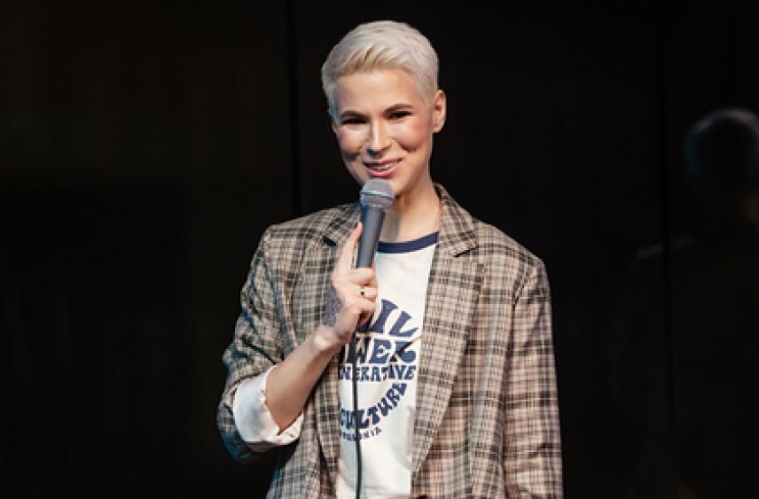 Участницы шоу «Женский стендап» на ТНТ выступят на ВДНХ