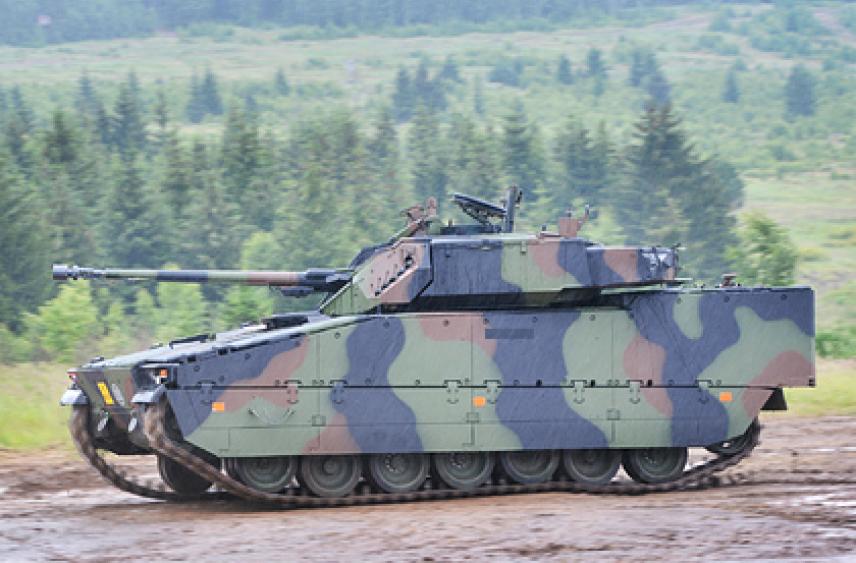 Словакия заменит советские БМП шведскими машинами