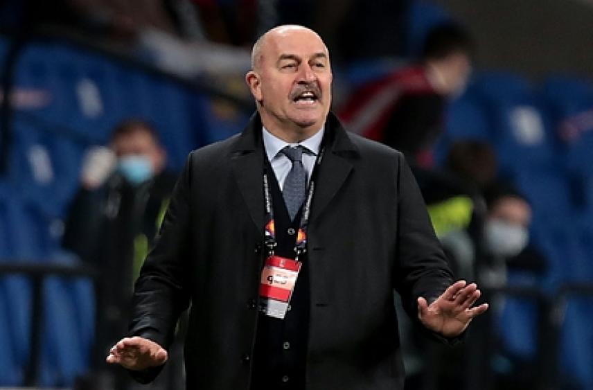 Черчесов объяснил невозможность перехода Дзюбы в возглавляемый им клуб