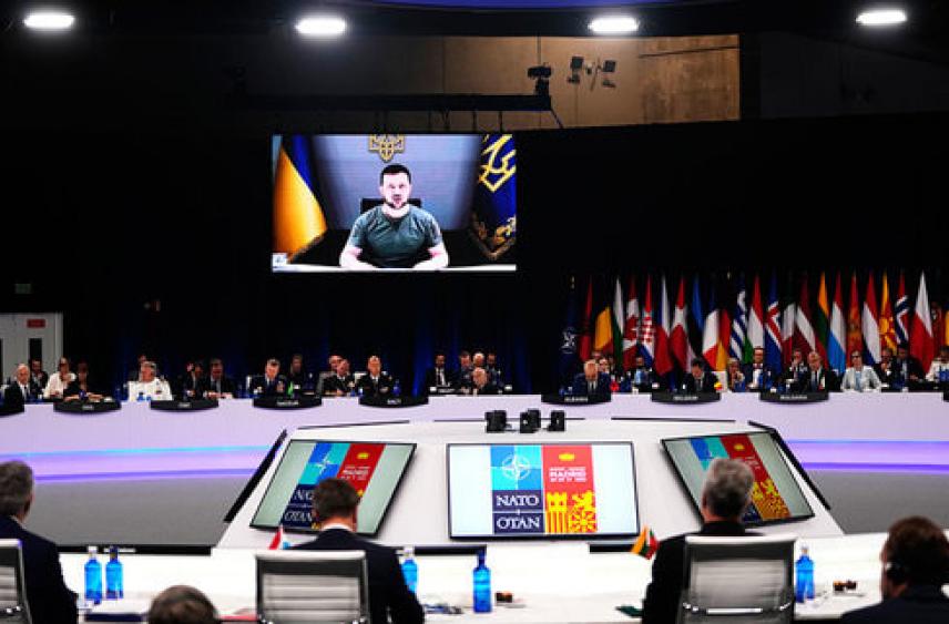 Зеленский: Украине на оборону и защиту требуется $5 млрд ежемесячно