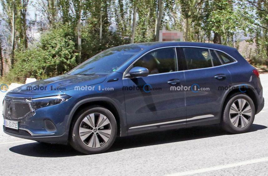 Mercedes-Benz обновит EQA, который продается всего полтора года