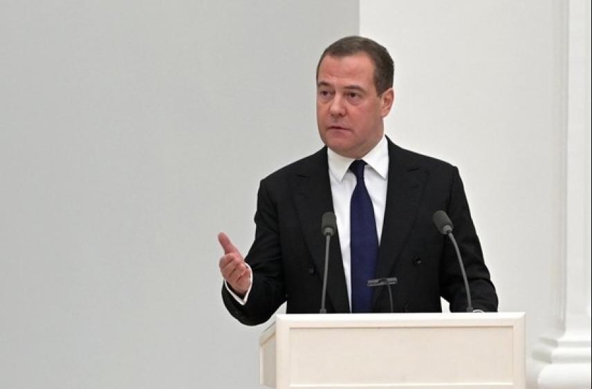 Медведев назвал «бредом» создание трибунала против страны с крупнейшим ядерным потенциалом