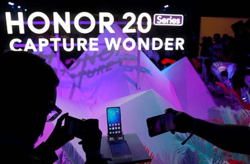 Китайский производитель смартфонов прекратил поставки товаров в Россию