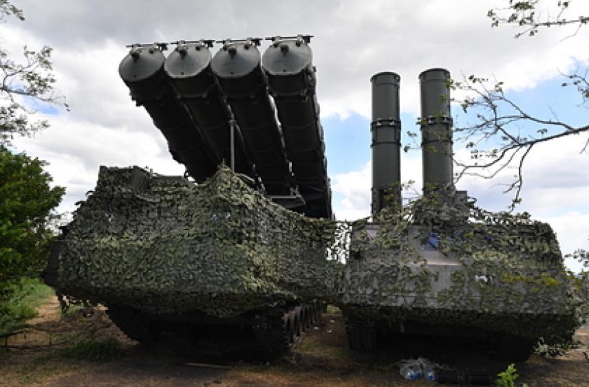 Российские ПВО сбили украинский Су-27 в ДНР