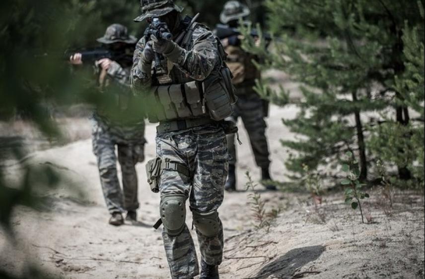 В Киеве предложили принудительно депортировать гражданских из зоны боевых действий