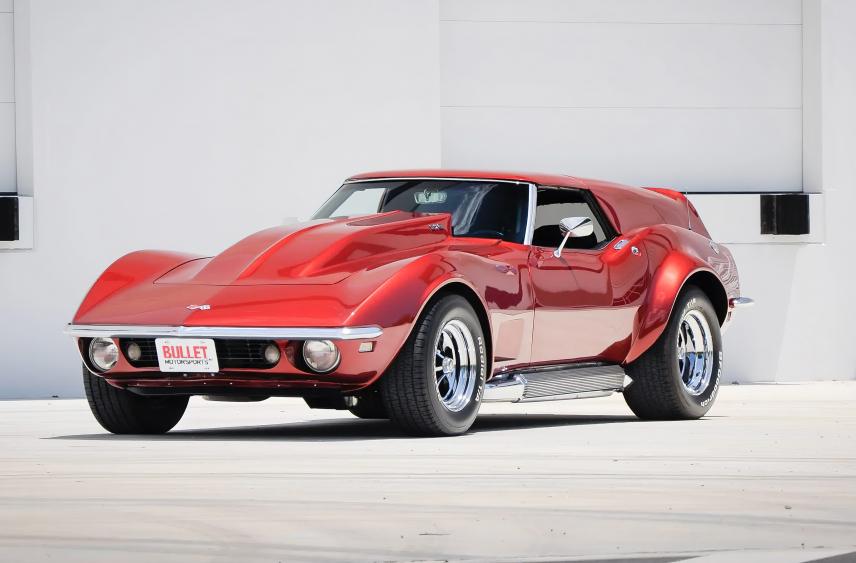 На торги выставили уникальный Chevrolet Corvette: универсал со съемной крышей