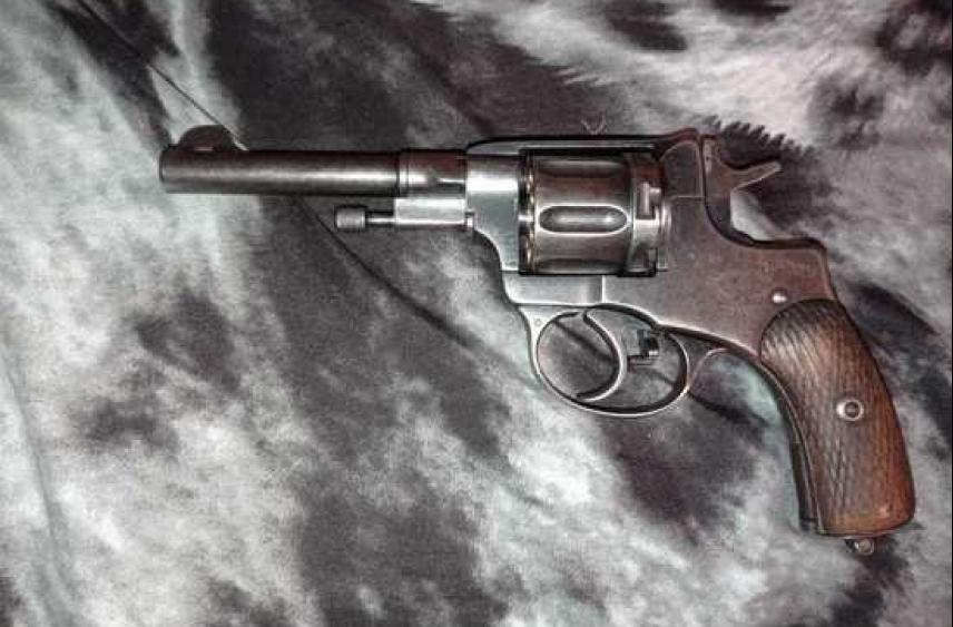 Тамбовчанину грозит уголовная ответственность за хранение дома револьвера времён Гражданской войны