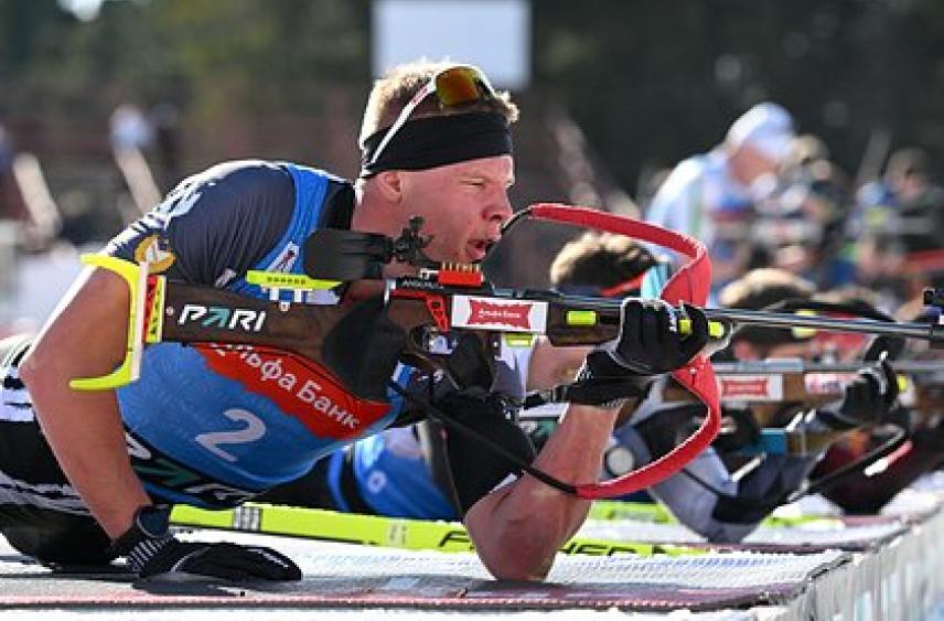 Российский биатлонист пожаловался на плохие патроны