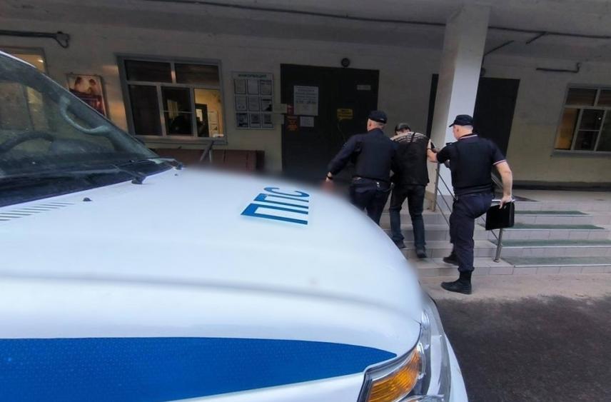 Агрессивный костромич спровоцировал жесткую аварию с сотрудниками войск нацгвардии