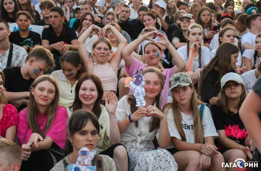 Почти 500 детей из Каменско-Днепровского округа отдохнули в летнем лагере имени Гагарина