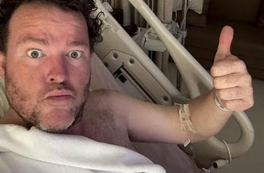 Известный ведущий перенес экстренную операцию и пожаловался на жуткую ситуацию