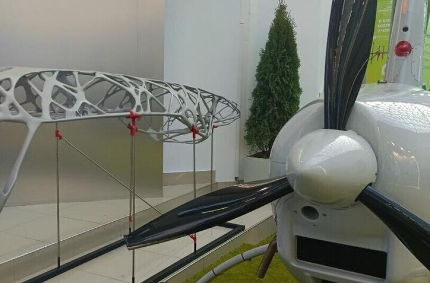 Молодые ученые представили летательный аппарат, повторяющий тело стрекозы