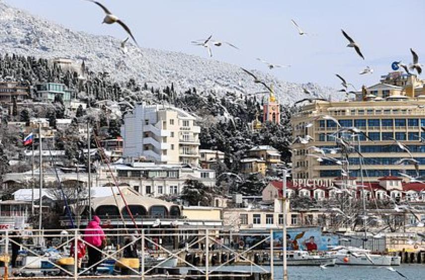 Россияне массово захотели отправиться на Новый год в Крым