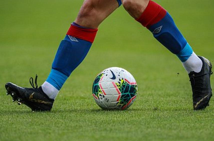 Россиянин сделал ставку на футбольные матчи и заработал 1,8 миллиона рублей