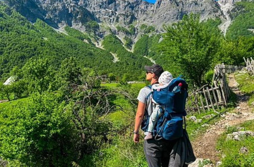 Отца обвинили в пытках над детьми из-за похода с ними в горы США