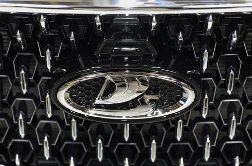 Глава «АвтоВАЗа» предупредил о неизбежном повышении цен на Lada