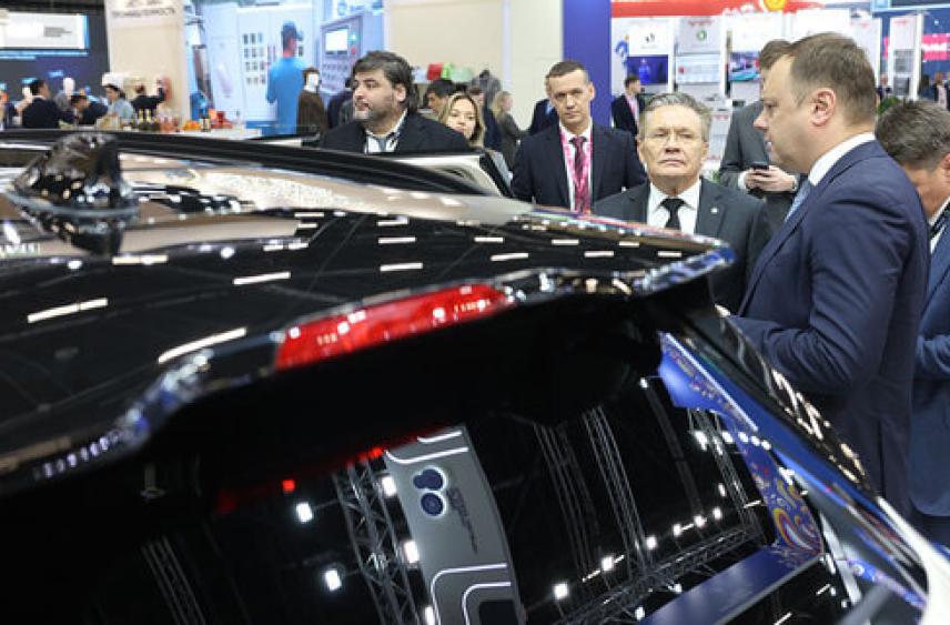 Глава «АвтоВАЗа» предложил заставить госкомпании закупать российские авто