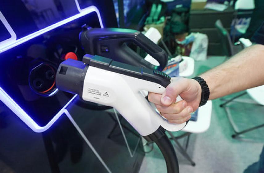 «М.видео» начала продавать электромобили онлайн