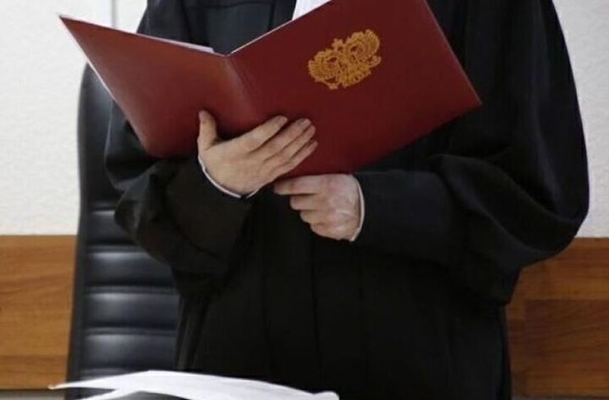 Староосколец вовлек сожительницу и мать в выращивание конопли