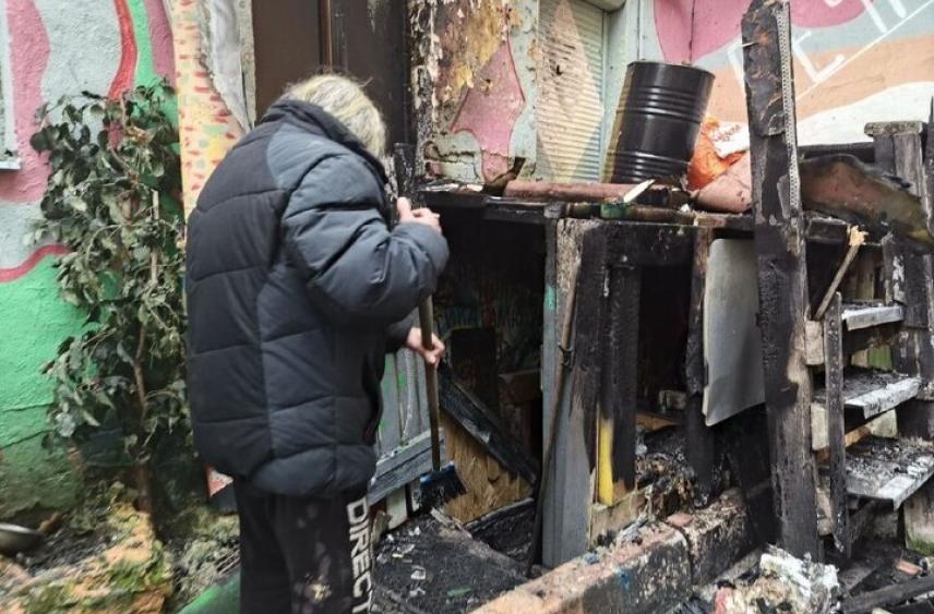 Поджигателя дома художника Нельсона взяли под стражу до 26 января в Петербурге