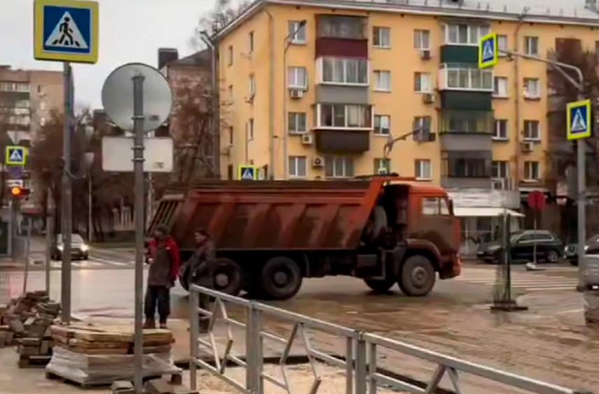 Улица Пролетарская в Липецке получила новый асфальт