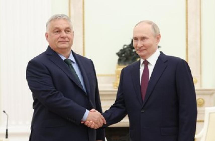 Орбан заявил, что 28 ноября посетит Москву и обсудит с Путиным Украину