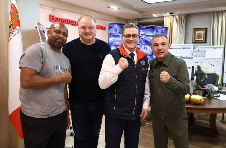 Глава Вологодчины Георгий Филимонов лично приветствовал звезд бокса