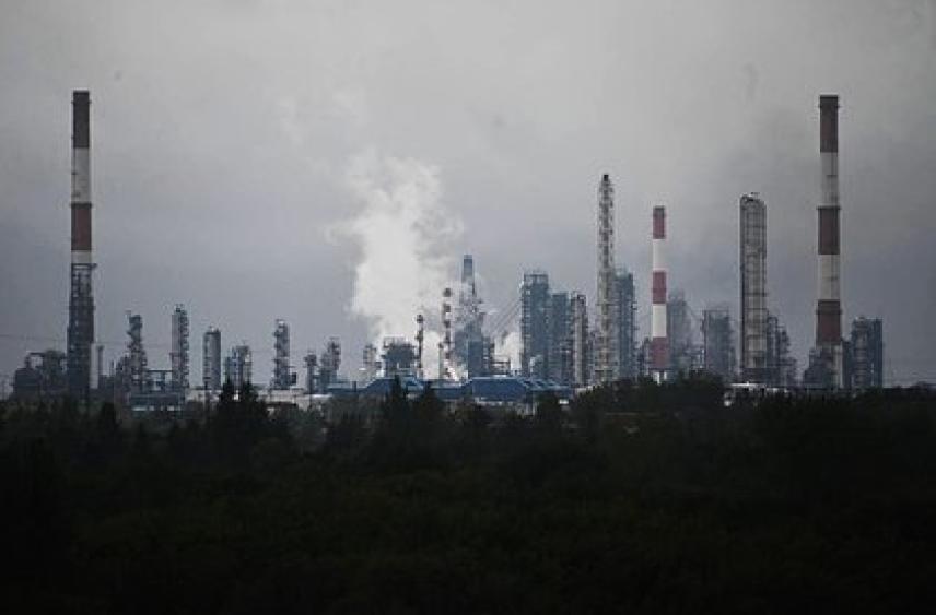 Стало известно о попытке ВСУ атаковать НПЗ и энергообъекты в двух регионах России