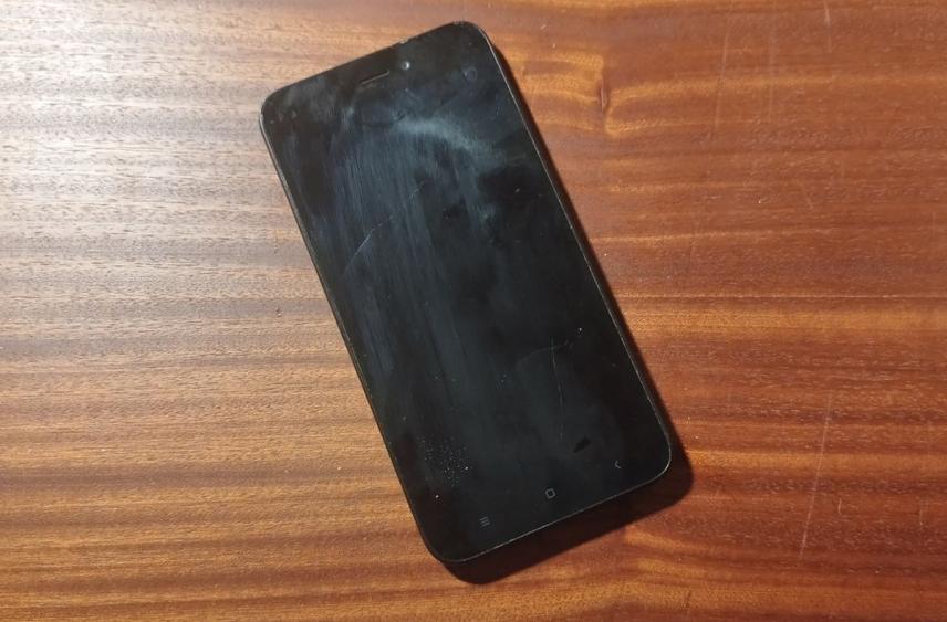 Северянин украл телефон у пенсионерки в Никеле