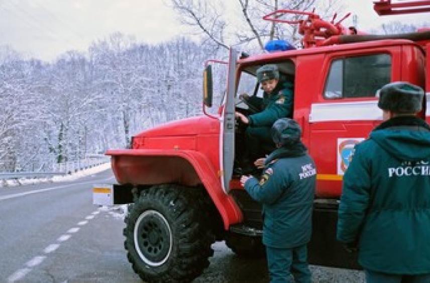 Челябинские спасатели помогли двум заблудившимся в горах 15-летним байкерам