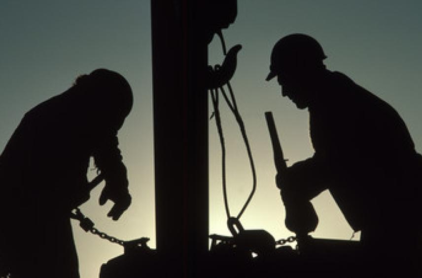 Под Новосибирском трое работников пострадали на предприятии