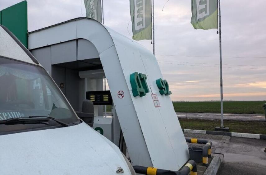 Воронежская АЗС приостановила работу из-за рухнувших обломков БПЛА