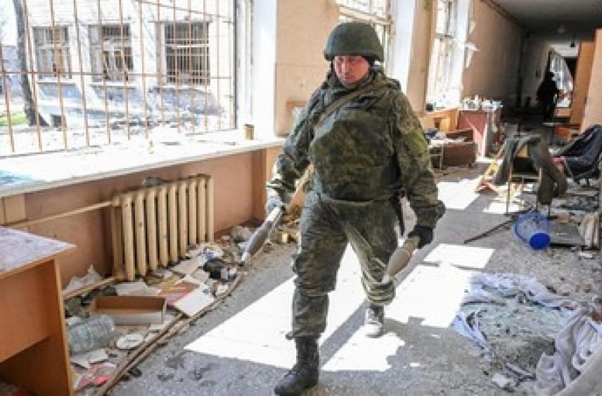 Минобороны: ВС России в Красноармейске зачистили от ВСУ 6585 зданий