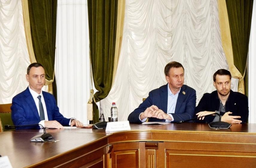 Депутат Виктор Тепляков принял участие в заседании политсовета Сочинского отделения «ЕР»