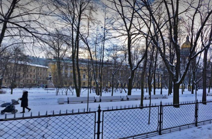 Александровский сад засияет новогодними огнями за 70 миллионов рублей