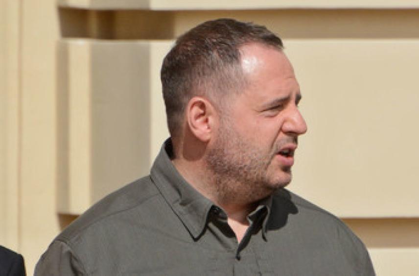 Гончаренко: в телефоне Ермака могут быть материалы для 170 новых уголовных дел