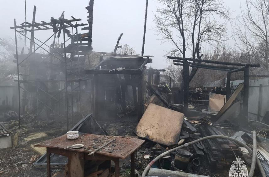 В Туле пожарные ликвидировали возгорание на даче в СНТ «Металлург»