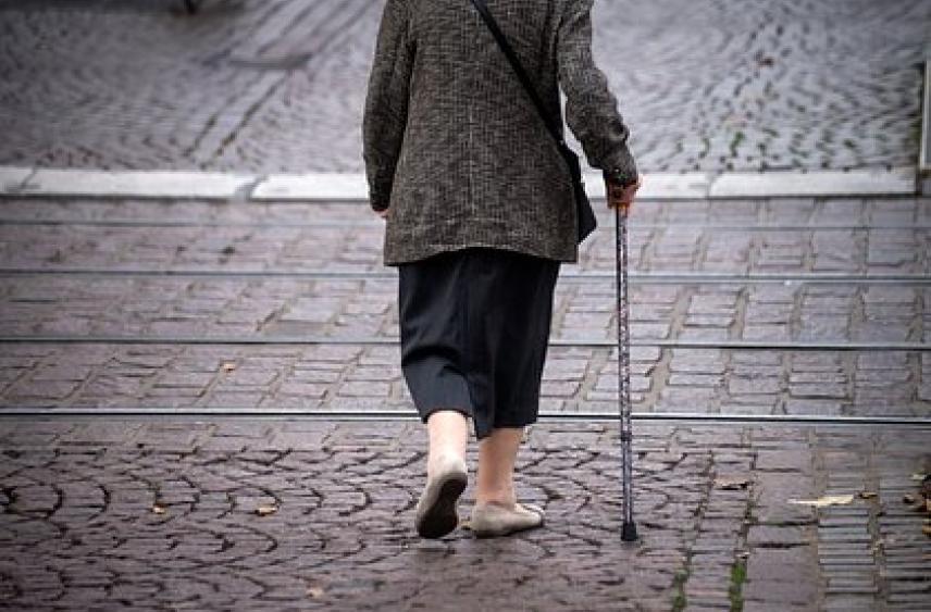 В России не отвечавшую на звонки пенсионерку объявили мертвой по ошибке