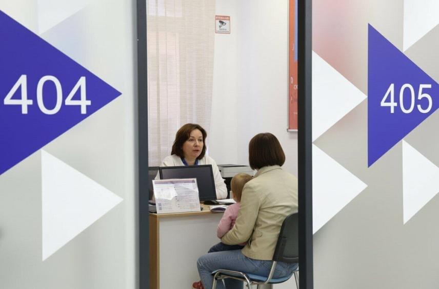 В Архангельской области помогают молодым мамам вернуться к работе