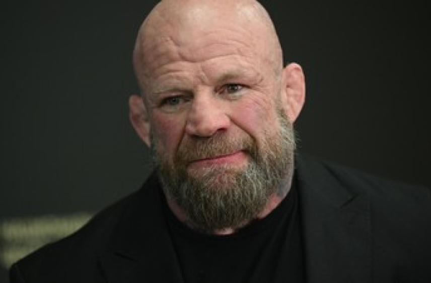 Монсона не пустили в Молдавию из-за поддержки России